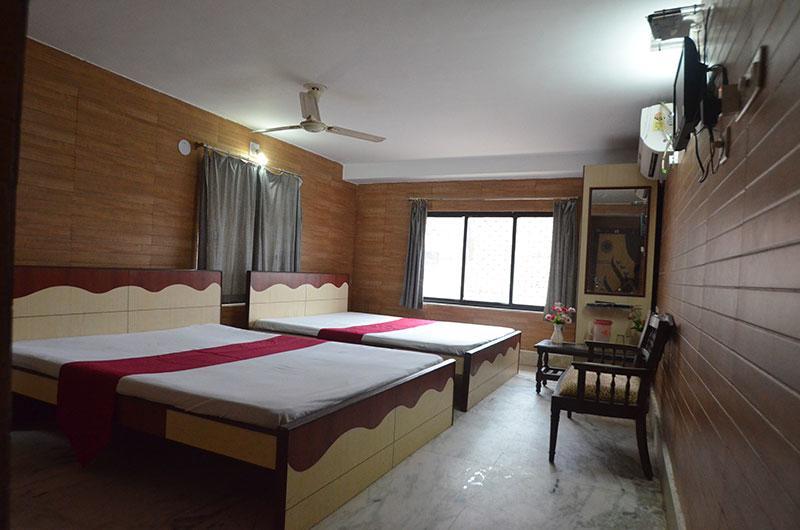 Provanil Guest House Puri Exterior photo