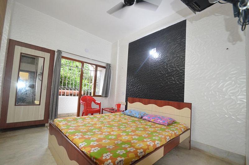 Provanil Guest House Puri Exterior photo